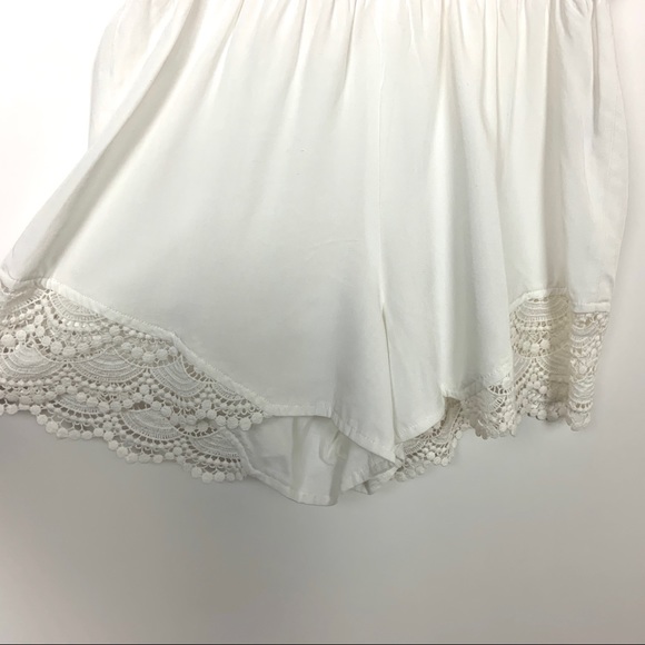 Lovestitch V Neck Romper Sz Small White Crochet - Picture 4 of 7